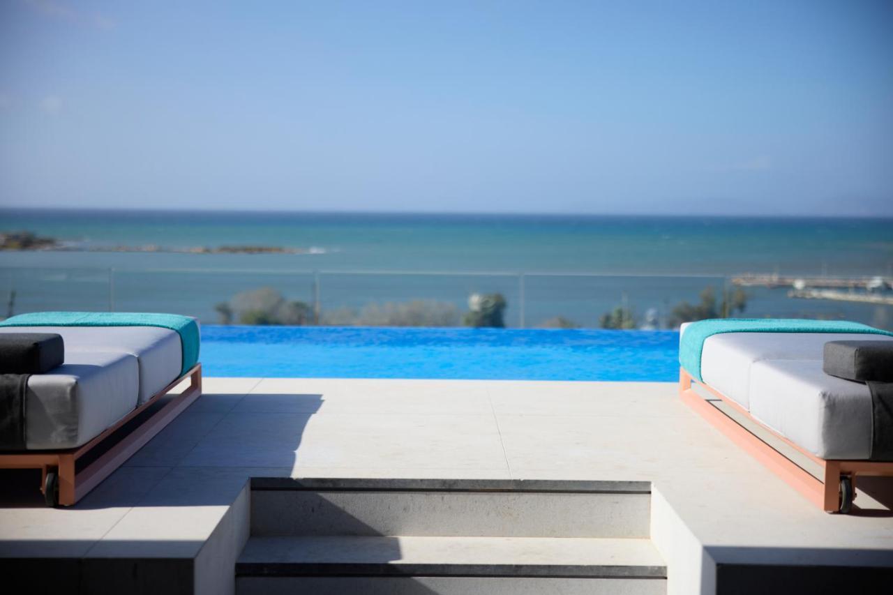 Dusit Suites Hotel Athens Exterior photo